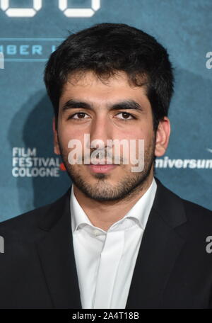 Cologne, Allemagne. 14Th Oct, 2019. L'acteur Omid Memar vient à la projection du film ' 7500 ' à Cologne, le Festival du Film International Film and Television Festival. Credit : Horst Galuschka/dpa/Alamy Live News Banque D'Images