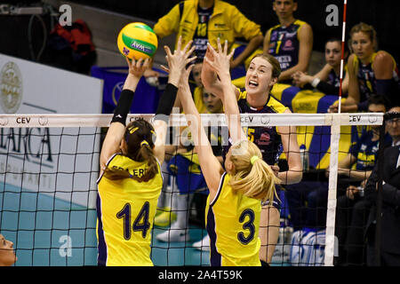 Kimberly Hill au cours de demi-finale 2019 CEV - Imoco Conegliano contre Fenerbahçe, Trévise, Italie, 02 Apr 2019 Ligue des Champions de volley-ball volley-ball, les femmes Banque D'Images