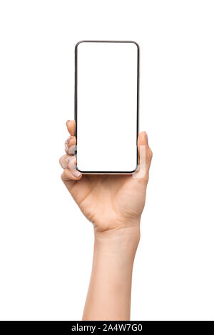 Présentation de main de femme nouveau smartphone avec un grand écran blanc Banque D'Images