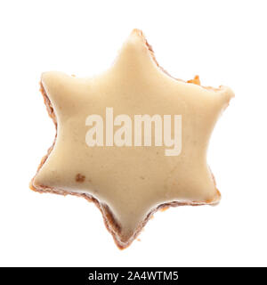 Biscuits de Noël : 'unique' Zimtstern (étoile de la cannelle) d'en haut isolé sur fond blanc Banque D'Images