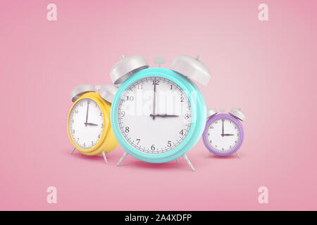 Le rendu 3d de trois couleurs pastels rétro-réveil, debout près de l'autre sur un fond rose. Banque D'Images