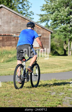 Un exercice de l'exercice cycliste homme retraité sportif Banque D'Images