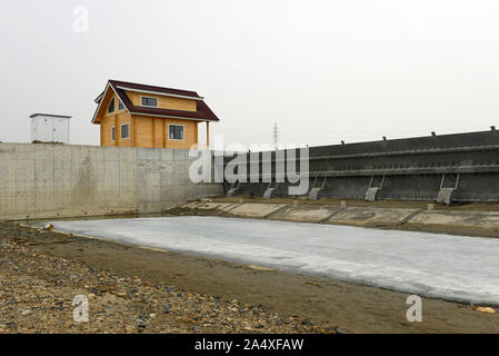 La gestion de la rivière Barrage, Shanghai Shanghai, rivière, la province de Jilin, nord-est de la Chine Banque D'Images