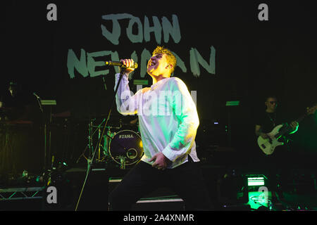 16 octobre 2019 : la soul / pop artiste, John Newman, effectue à Shepherds Bush O2 Academy de Londres sur ses 2019 UK retour (crédit Image : © Myles Wright/Zuma sur le fil) Banque D'Images