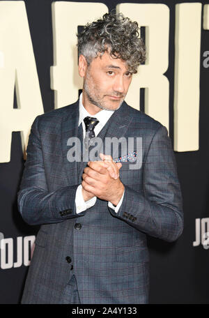 HOLLYWOOD, CA - Octobre 15 Taika Waititi : assiste à la première de projecteurs Fox' 'Jojo Lapin' au poste 43 de l'American Legion Hall le 15 octobre 2019 à Los Angeles, Californie. Banque D'Images