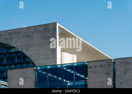 Berlin, Allemagne - 27 juillet 2019 : Le Bundeskanzleramt, Chancellerie Fédérale Allemande, siège principal et le bureau de la Chancelière allemande Angela Merkel Banque D'Images