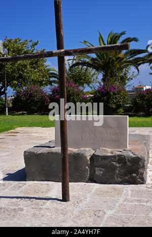 La tombe de l'écrivain crétois Nikos Kazantzakis. Banque D'Images