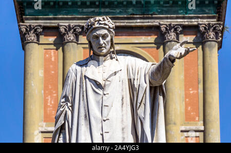 L'Italie, Campanie, Naples, place Dante Dante Alighieri, sculpture Banque D'Images