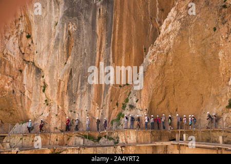 Équipements Caminito del Rey activée pour les randonneurs d'aventure. Malaga, Andalousie, espagne. Juin 2017 Avril Banque D'Images