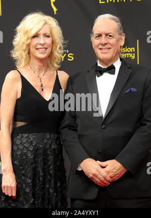 Creative Arts Emmy 2019 - Jour 2 : tenue au Théâtre de Microsoft à Los Angeles, Californie. Doté d''avril : Reeves, David Torres Où : Los Angeles, California, United States Quand : 16 Sep 2019 Credit : Adriana Barraza M./WENN.com Banque D'Images