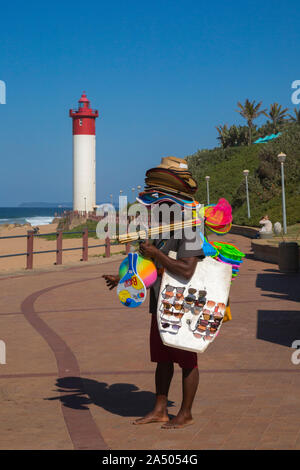 Vendeur de rue, promenade du front de mer, Umhlanga Umhlanga, KwaZulu-Natal, Afrique du Sud Banque D'Images