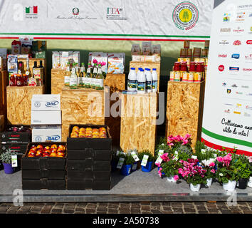 Bologne / ITALIE - Le 28 septembre 2019 : Villaggio Coldiretti Bologne (Bologna) Village de Coldiretti. L'un des événements les plus importants à Bologne Banque D'Images