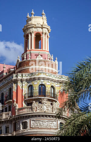 Bâtiment Banco de Valencia (1942) à l'architecture de style Beaux-Arts dans la rue Carrer des Barques Espagne façade de la rue Valencia Pintor Sorolla Banque D'Images