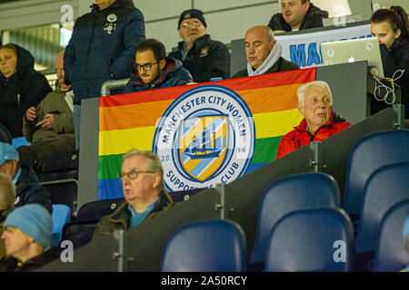 Manchester, UK. 16 Oct, 2019. Manchester City partisans pendant l'UEFA Women's Champions League 1ère manche ronde de 16 match entre Manchester City et l'Atlético Madrid Femmes Femenino au stade de l'Académie, Manchester, Royaume-Uni le 16 octobre 2019. Photo de James Gill. Credit : premier Media Images/Alamy Live News Banque D'Images