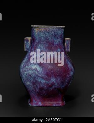 Flamber&# xe9, vase, de la dynastie Qing (1644-1912). Banque D'Images