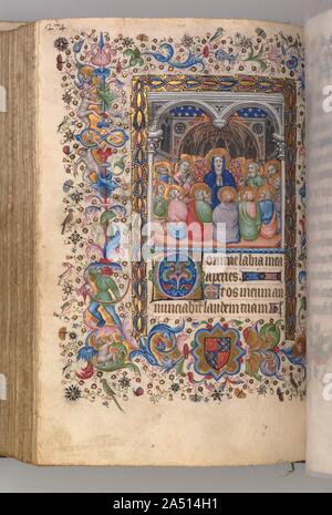 Heures de Charles le Noble, roi de Navarre (1361-1425) : fol. 137v, la Pentecôte, ch. 1405. Ce précieux volume était évidemment très recherché par son propriétaire, le français, roi de Navarre, qui avait ses armoiries peintes sur pas moins de vingt pages. Plutôt que directement à la mise en service de ce manuscrit d'un atelier spécifique, il semble que Charles le Noble a acquis son livre d'heures -- peut-être effectué pour le marché du luxe -- lors d'un voyage à Paris en 1404-05. Un effort de collaboration, six styles de peinture sont mis en évidence dans les pages de ce codex, celles de deux Italiens, deux Français, et Banque D'Images