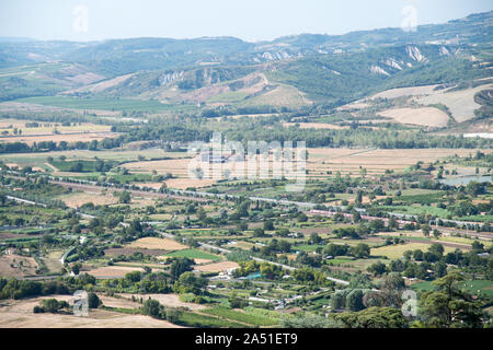 L'autoroute A1 Milano-Napoli appelée Autostrada del Sole à Orvieto, Ombrie, Italie. 20 août 2019 © Wojciech Strozyk / Alamy Stock Photo Banque D'Images