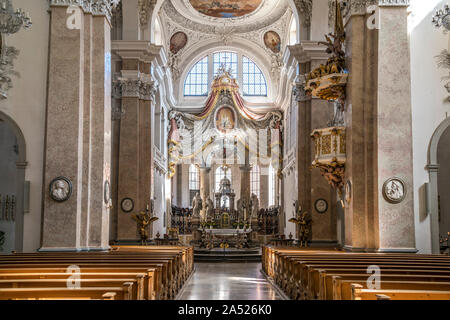 Des Innenraum Benediktinerkloster St. Mang à Füssen im Allgäu, Bayern, Deutschland | Abbaye de Saint Mang'intérieur à Füssen, en Bavière, Allgaeu, Germa Banque D'Images