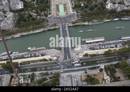 Awesome incroyable vue depuis la Tour Eiffel à Paris France avec Seine River Banque D'Images