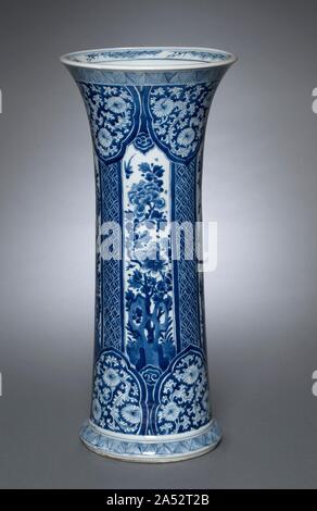 Vase, de la dynastie Qing (1644-1912), règne de Kangxi (1661-1722). Banque D'Images