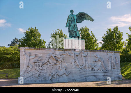 Copenhague, Danemark - 25 MAI 2017 : La sculpture de Søfartsmonumentet, un monument maritime à l'Ecole nationale de la marine marchande qui ont perdu la vie à Banque D'Images