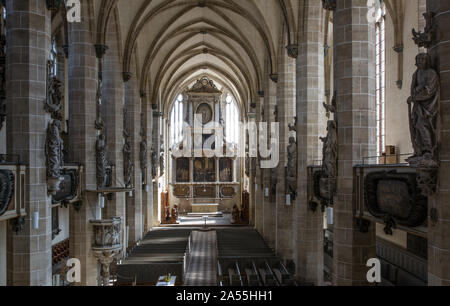 Halle, Dom von Innen. Halle S Dom Innenraum nach Osten. Guinée Dominikanerkirche. Dom aus dem 17. Jh. Sächsische Renaissance. Banque D'Images