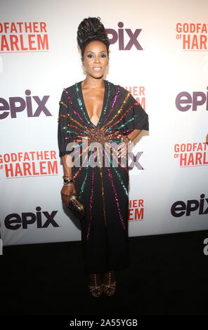 New York Tapis rouge et une projection spéciale à l'Apollo de Harlem pour PARRAIN DE HARLEM diffusée dimanche 29 septembre sur EPIX comprend : June Ambrose Où : Newark, New Jersey, United States Quand : 17 septembre 2019 Credit : Derrick Saleurs/WENN.com Banque D'Images