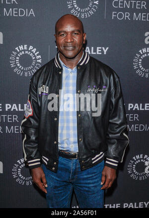 New York, NY - 16 octobre 2019 : Evander Holyfield assiste au Paley Center for Media présente : le succès dans les affaires et dans la vie : Hearst's Frank A. Bennack Jr., inConversation CBS avec Gayle King à l'Paley Center for Media Banque D'Images