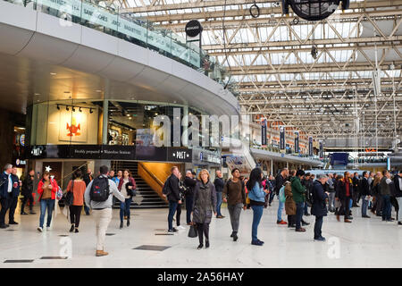 Le hall principal de la gare de Waterloo à Londres, en Angleterre. Banque D'Images