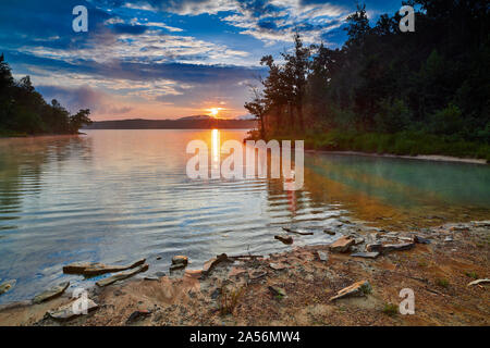 Senset sur le lac. Banque D'Images