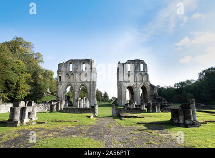 Roche Abbey, Maltby, UK - 18 octobre 2019 : l'English Heritage site près de Docaster, Yorkshire du Sud. L'une des nombreuses ruines de bâtiments monastiques au Royaume-Uni Banque D'Images