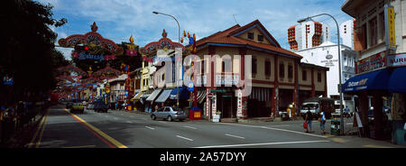 Bâtiments résidentiels le long d'une rue, Little India, Singapour Banque D'Images