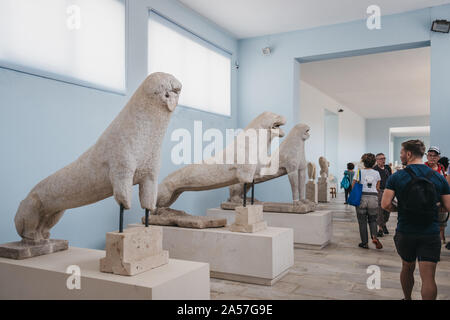 Délos, Greece-September:20,2019 Naxian Original des statues de lions dans le Musée Archéologique de Délos, un musée sur l'île historique de Délos, près de mon Banque D'Images