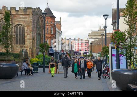 Vue vers le bas voie piétonnière, St.Peter's Street, Derby Banque D'Images