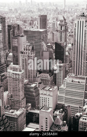 Vue aérienne de la ville de New York Midtown skyline en noir et blanc, NEW YORK, USA Banque D'Images