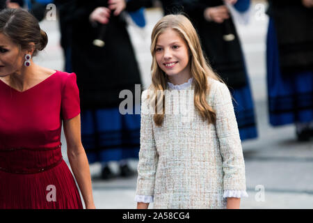 Oviedo, Espagne. 18 Oct, 2019. L'infante Sofia d'Espagne au cours de la cérémonie de la Princesse des Asturies Awards au théâtre Campoamor le 18 octobre 2019 à Oviedo, Espagne. Crédit : David Gato/Alamy Live News Banque D'Images