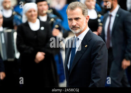 Oviedo, Espagne. 18 Oct, 2019. Le roi Felipe VI d'Espagne au cours de la cérémonie de la Princesse des Asturies Awards au théâtre Campoamor le 18 octobre 2019 à Oviedo, Espagne. Crédit : David Gato/Alamy Live News Banque D'Images