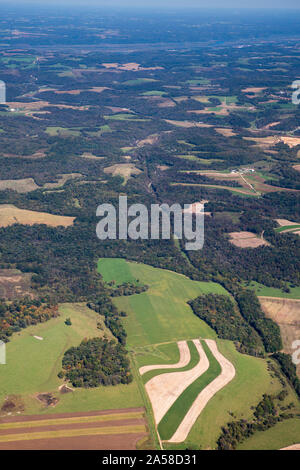 Photographie aérienne des terres agricoles et forestiers ruraux dans Grant County, Wisconsin, USA. Banque D'Images