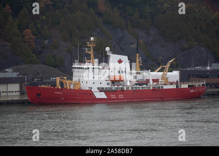 Samuel Risley de la Garde côtière voile amarré à Québec, Canada Banque D'Images