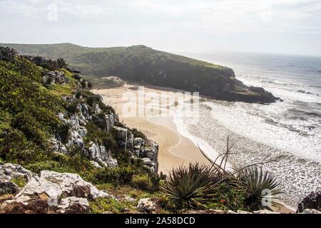 Praia da Guarita, plage de garde, Torres, Rio Grande do Sul, Brésil Banque D'Images