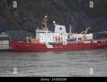 Samuel Risley de la Garde côtière voile amarré à Québec, Canada Banque D'Images