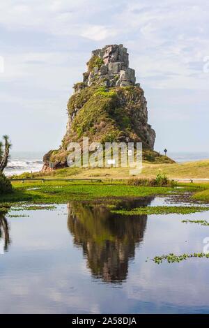 Praia da Guarita, plage de garde, Torres, Rio Grande do Sul, Brésil Banque D'Images