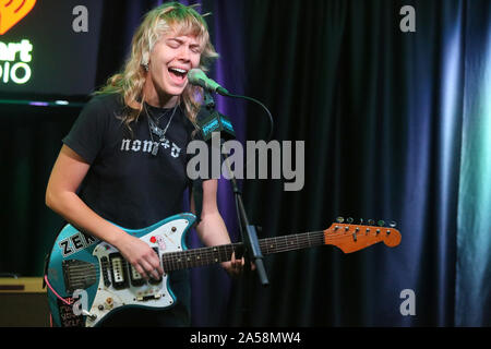 Bala Cynwyd, PA, USA. 17 Oct, 2019. Juin : Miss Radio 104,5 visites studio à Bala Cynwyd, PA, 17 Octobre 2019 : Crédit : Star Shooter/media/Alamy Punch Live News Banque D'Images