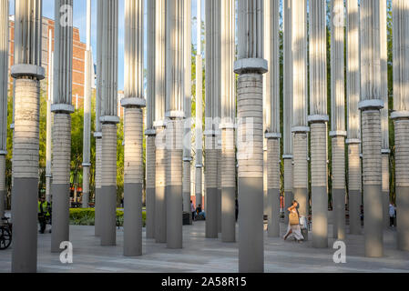 Plaza Cisneros, carré, Parque de las Luces, parc, Medellín, Colombie Banque D'Images