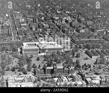 Photographie aérienne d'historique Pennsylvania Avenue à Washington, DC, 05/23/1929 noir et blanc Banque D'Images