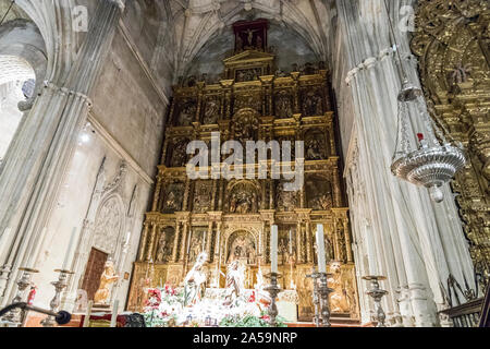 Carmona, Espagne. L'Eglise de Santa Maria de la Asuncion(Église Sainte Marie), l'un des principaux temples catholiques de cette ville en Andalousie Banque D'Images