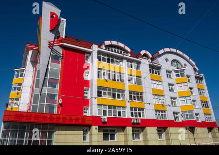 Bâtiments colorés de Salekhard, Sibérie, Russie Banque D'Images