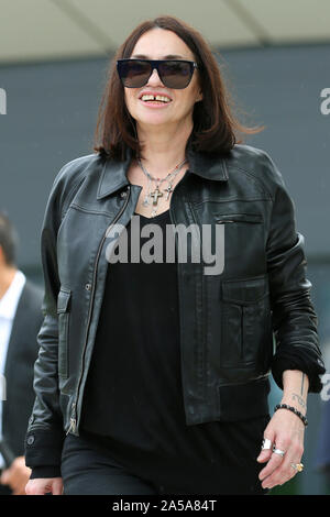 CANNES, FRANCE - 19 MAI : Béatrice Dalle assiste au Lux Aeterna photocall pendant le 72e Festival de Cannes (Credit : Mickael Chavet/aube) Banque D'Images