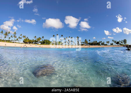 Ko Olina Lagoon 4 plage sur la côte ouest d'Oahu, Hawaii. Banque D'Images