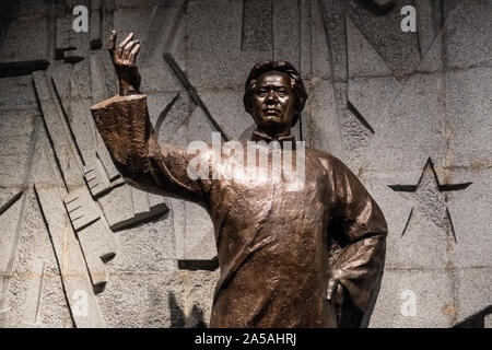 Chine,Jinggangshan-22 Août 2018 : Mao Zedong Statue en musée de la révolution dans les montagnes de l' Banque D'Images